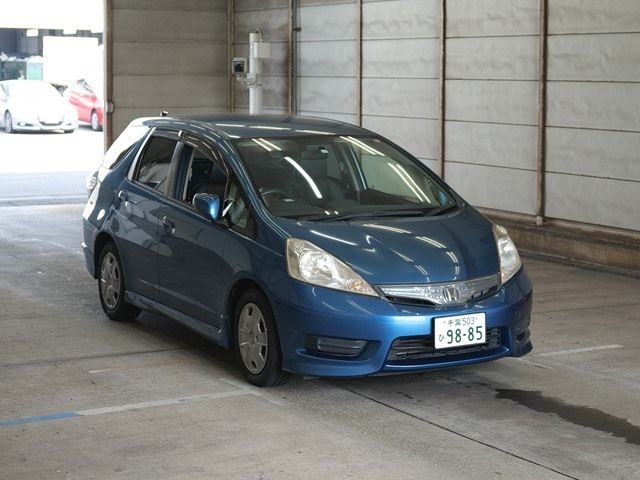 2286 Honda Fit shuttle GP2 2012 г. (ARAI Bayside)